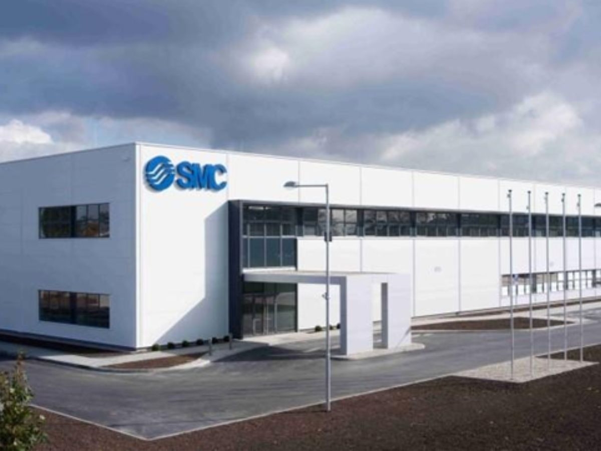 SMC FACE 02 FACTORY (2017)