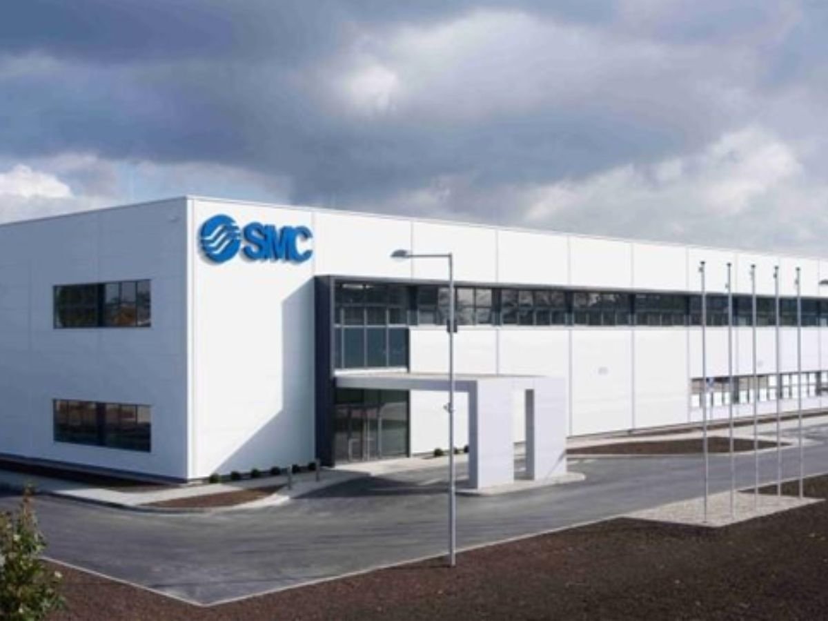SMC FACE 02 FACTORY (2017)